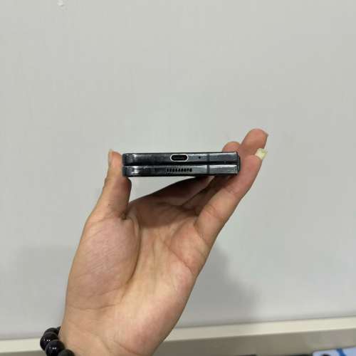 全網最平🔥Samsung galaxy fold 5 12+512美版單卡+esim黑色