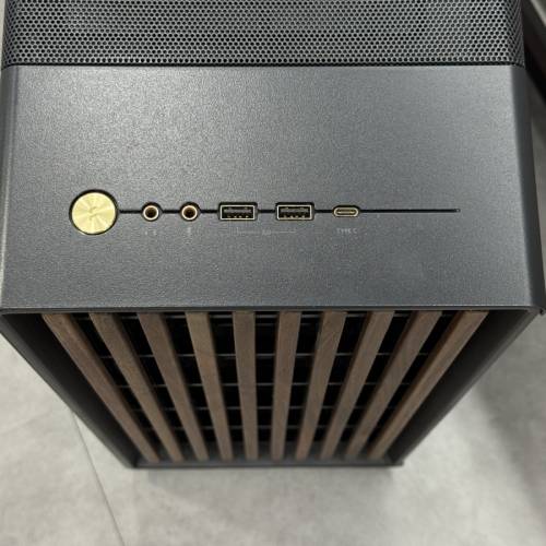 Fractal Design North ATX 黑色鋼化玻璃