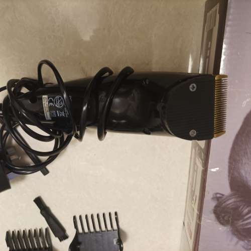 INNOCARE 有線陶瓷刀頭修發器 / 剪髮器