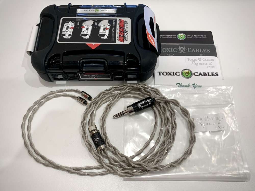 Toxic Cable Pegasus 2 飛馬座2代旗艦限量升級線- 二手或全新Earphones