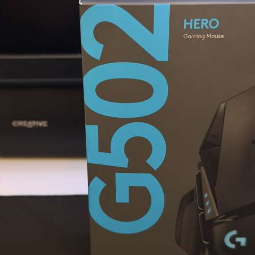 Logitech G502 HERO 遊戲滑鼠