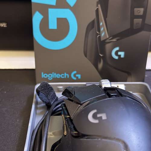 Logitech G502 HERO 遊戲滑鼠