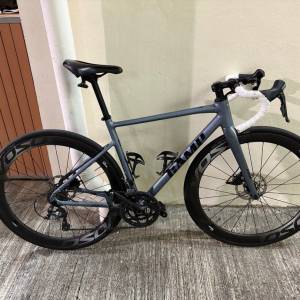 碳纖維公路車camp