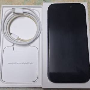 出售95%新iphone 15 128gb黑色行貨連盒