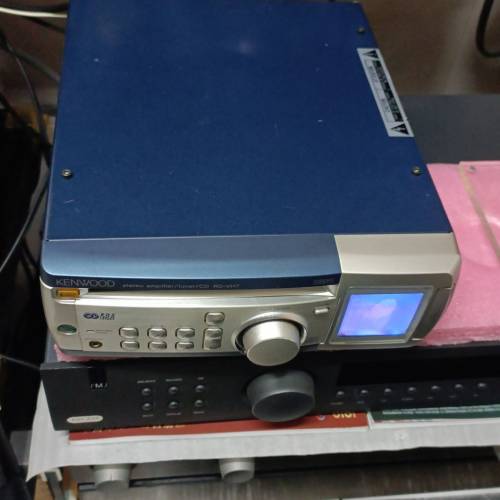 Kenwood RD-VH7主機頭，注意：CD出入正常，但有時讀有時吾讀碟，其它正常運作！售$280