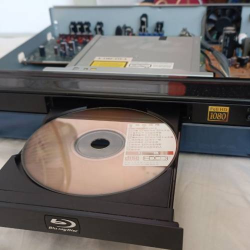 Sony BDP-S300藍光機，注意：有時LOAD到有時吾得，冇搖控，合零件及維修者售$100