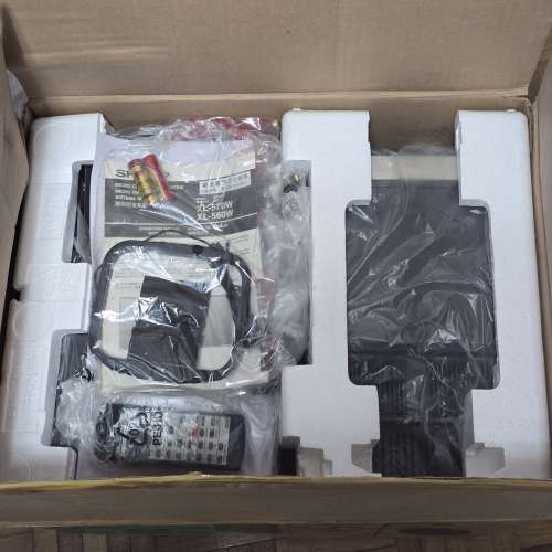 Sharp XL-560W 音響組合