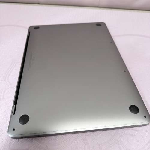 Macbook Pro (13-inch M1, 2020) / 16GB / 512SSD