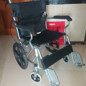 屯門良景輕鐵站交收 摺疊式輪椅
