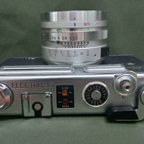 日本 Yashica  ELECTRO 35 (叠影/黃班)對焦 梗鏡菲林機  觀景器已抺,清昕 ,機身已...