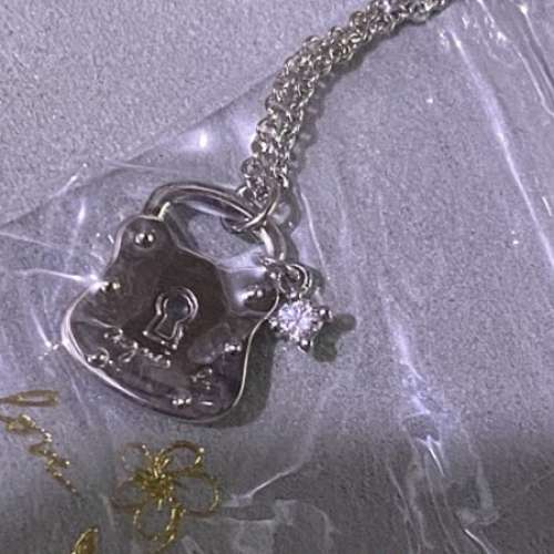 全新 agnes b.  PONT DES ARTS LOCKET 女裝頸鏈 (生日/ 情人節 禮物)