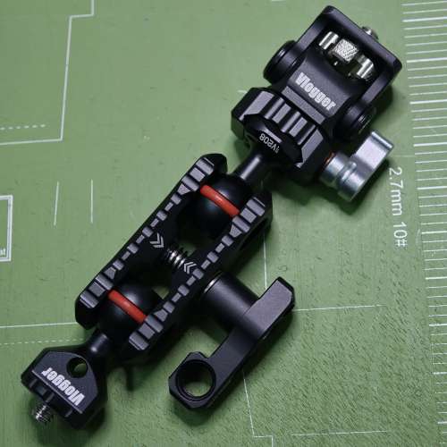 新淨攝影師陳文堅怪手萬向支架+蝸牛雲台