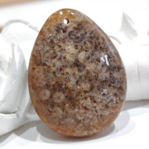 灰藍滿花微閃水晶共生水滴形珊瑚玉(配長繩)