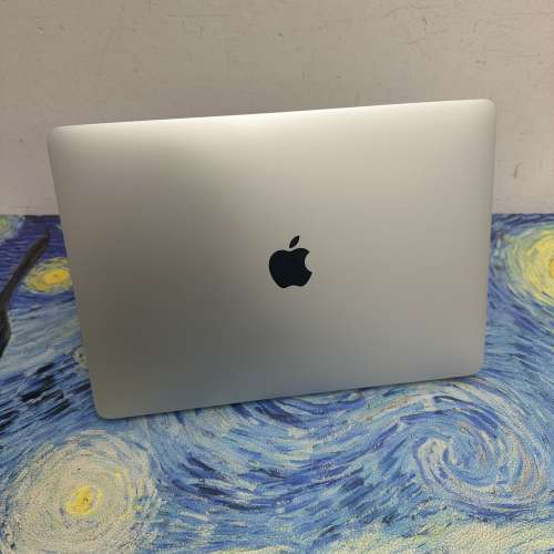 (超抵用 MacBookAir❤️&zwj;🔥）Apple Macbook air/13寸Retina i5 CPU /8GB Ram/256G...