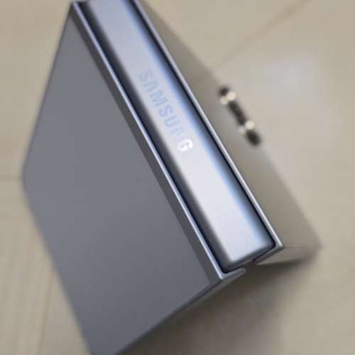 SAMSUNG FLIP 6 叮噹版 12+512 全新一樣