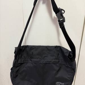 AD-LIB 黑色斜挎包