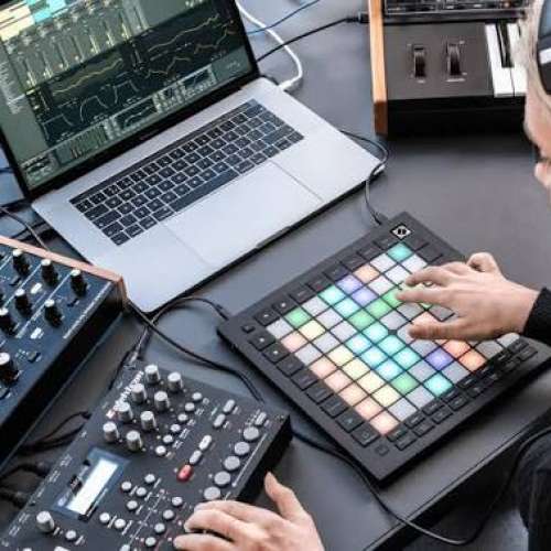 Novation Launchpad Pro MKIII midi 控制器
