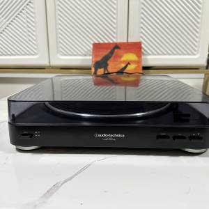 Audio-Technica 小型黑膠唱盤(内置唱頭放大)