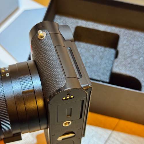 Leica Q3 28mm 行貨 + 連配件