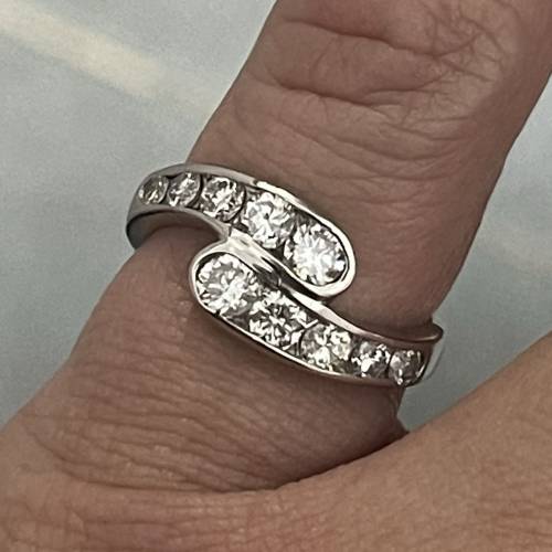 PT900 鉑金 1卡05真鑽石 約12圈 平X到笑😆$6880