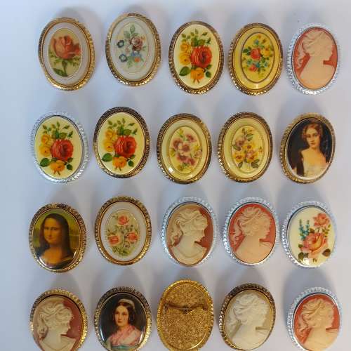 一手20個 德國心針，40x30mm, 清理舊存貨 共售380元 多數量價可再商議。no.D29.12.25