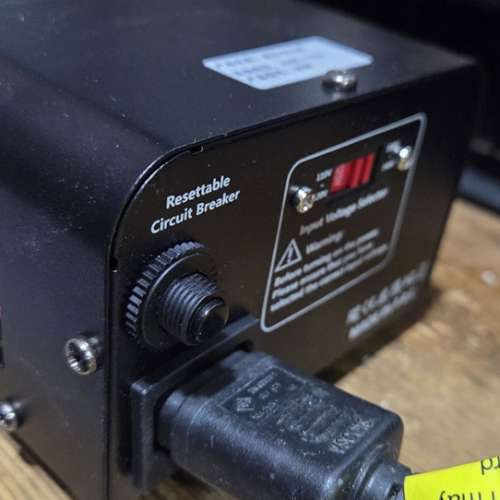 LVYUAN 500VA STEP UP & STEP DOWN 交流電變壓器