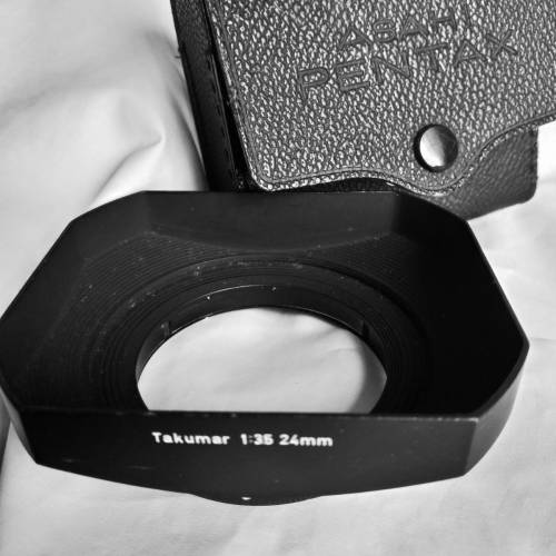 原裝  Asahi Takumar(Pentax)方型 金屬遮光罩  24mm f3.5 用