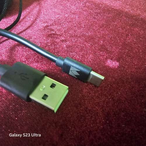 Noble fokus triumph 耳機原裝充電線