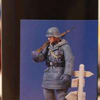 9 Kirin 模型 21512 1/16 (120mm) German Infantry Kharkov 1943