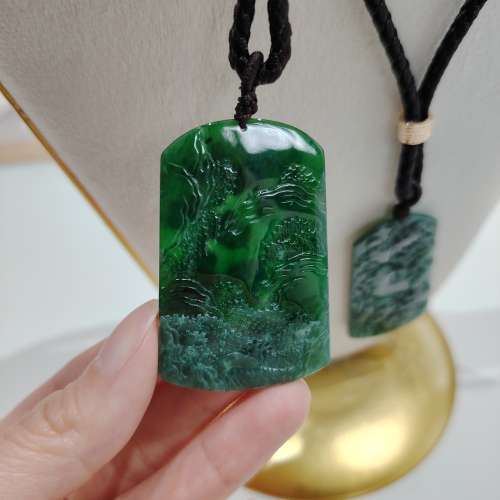 天然緬甸翡翠山水牌 (A玉)