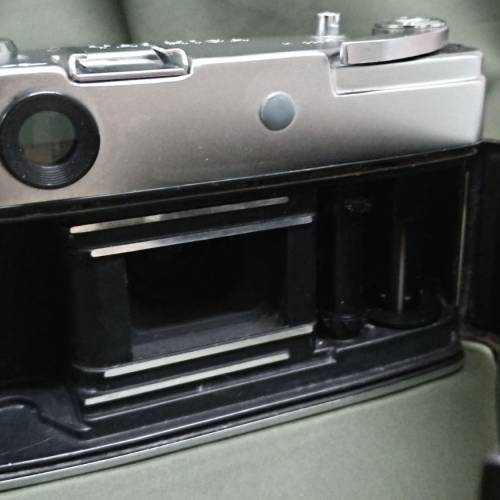 60s年代 Yashica-J  (連動)對焦 菲林相機 梗鏡45mm f2.8 /全金屬,全機械 工作正常 ...