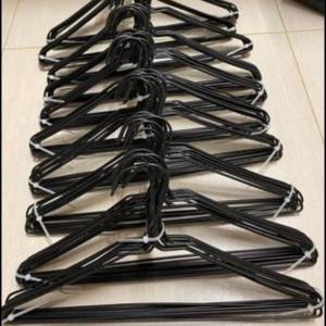 成人衣架， （全新） $25/30個