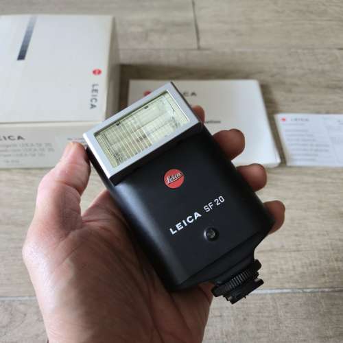 Leica SF20 Flash