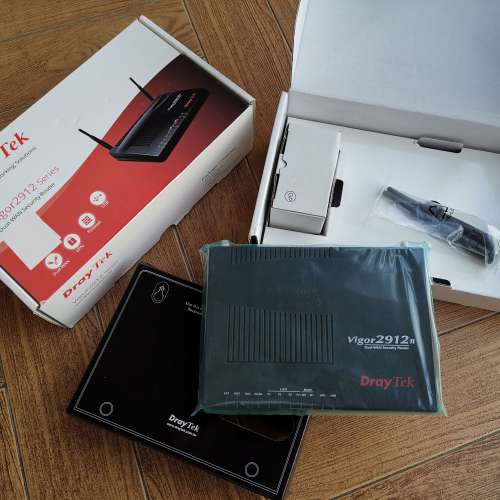 特賣！2個 全新 Draytek Vigor 2912n WiFi VPN Router