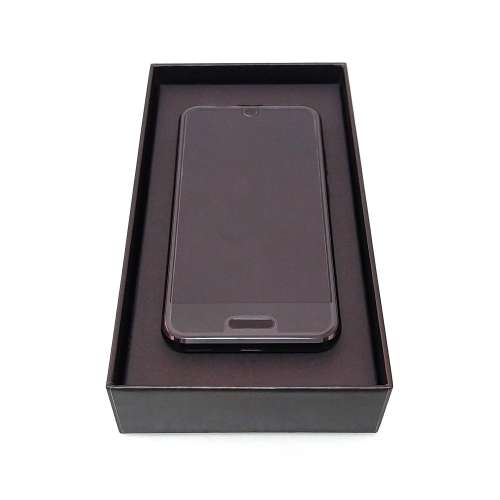 Sharp AQUOS R Compact ( SHV41 ) | 只重 140 g 機身極輕 | 3.5mm 耳機插口 | 有 LE...