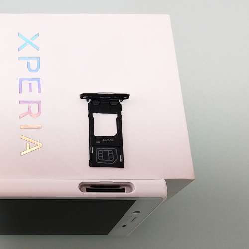 Sony Xperia X Compact ( F5321 ) | 只重 135 g 機身極輕 | 香港行貨機 | 3.5mm 耳...