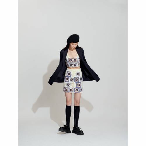 香港品牌 Initial 針織鉤針裙 花花裙