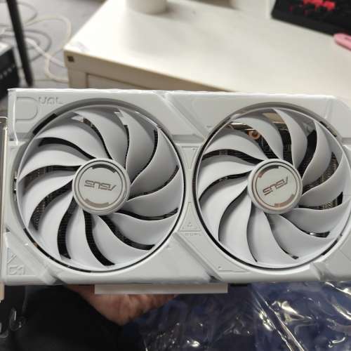 Asus Dual RX 9060XT 16GB