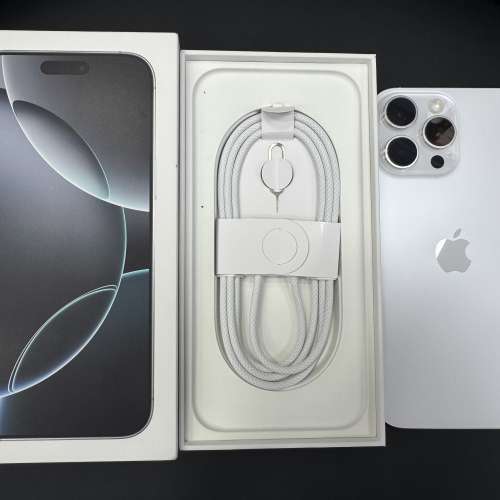 99%New iPhone 16 Pro Max 256GB 白色 香港行貨 蘋果保養到2026年1月3日 全套有盒有...