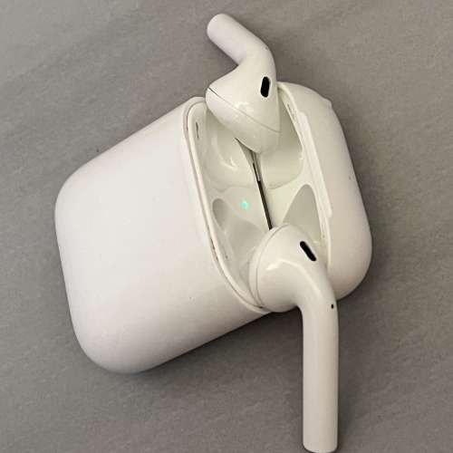 請出個價 - AirPods 2 全套有盒 (A2031)
