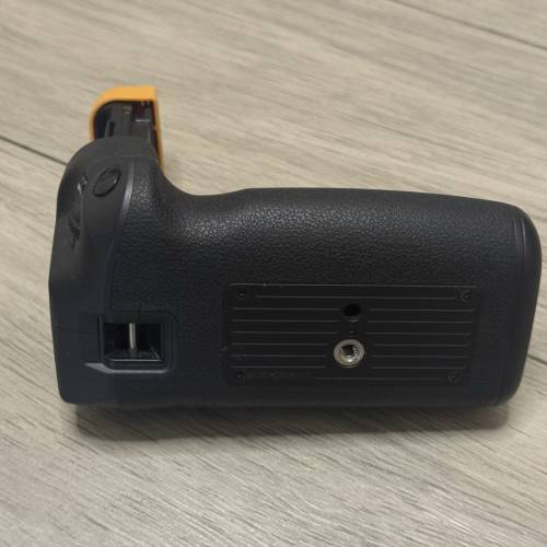 Canon BG-R10 Battery Grip 佳能 原裝電池手柄 EOS R5/5C R6/6ii
