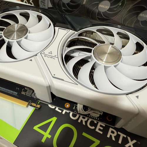 [極新淨] ASUS Dual GeForce RTX&trade; 4070 White OC 超頻版 12GB GDDR6X