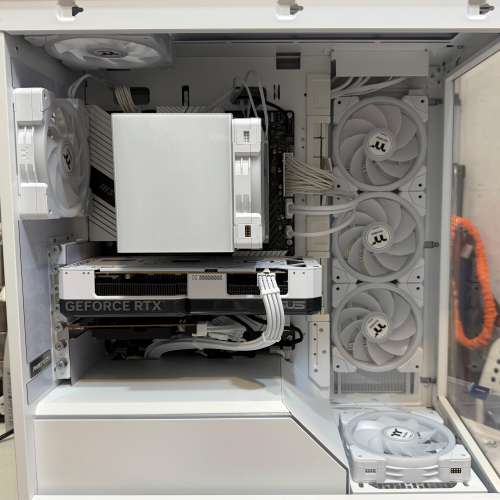 [極新淨] ASUS Dual GeForce RTX&trade; 4070 White OC 超頻版 12GB GDDR6X