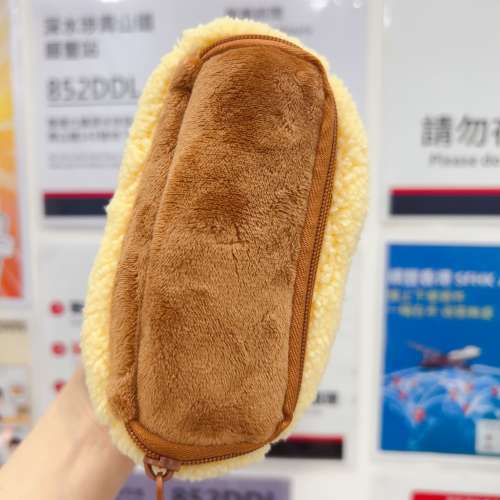 睇下文&middot;文盲勿擾&middot;不轉wtsapp/電話‼️官網賣$125，日本全新正版 mofusand化妝袋