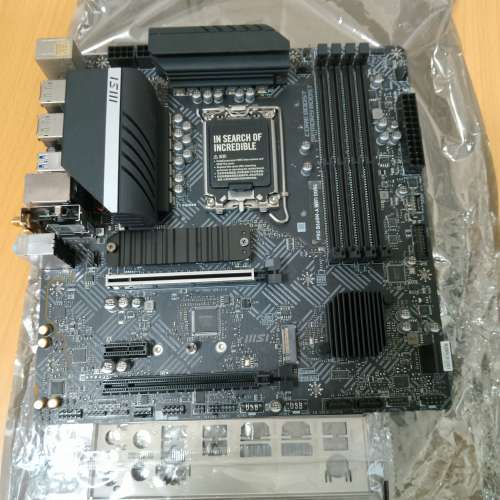 MSI PRO B660M-A WIFI DDR4 LGA1700 MATX (全正常) 已啟用Windows 11