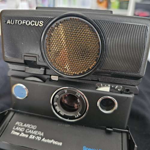 Polaroid SX-70 Auto Focus Special Edition, 售$1,200