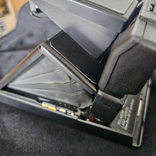 Polaroid SX-70 Auto Focus Special Edition, 售$1,200