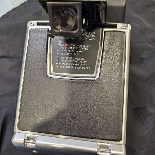 Polaroid SX-70 Sonar , 售$1,000