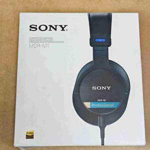 美版 Sony MDR-M1 耳機 黑色  封閉式設計 附三線材 荃灣站交收