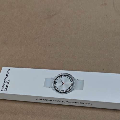 三星手表Galaxy Watch 6 Classic 白色 47mm LTE+GPS